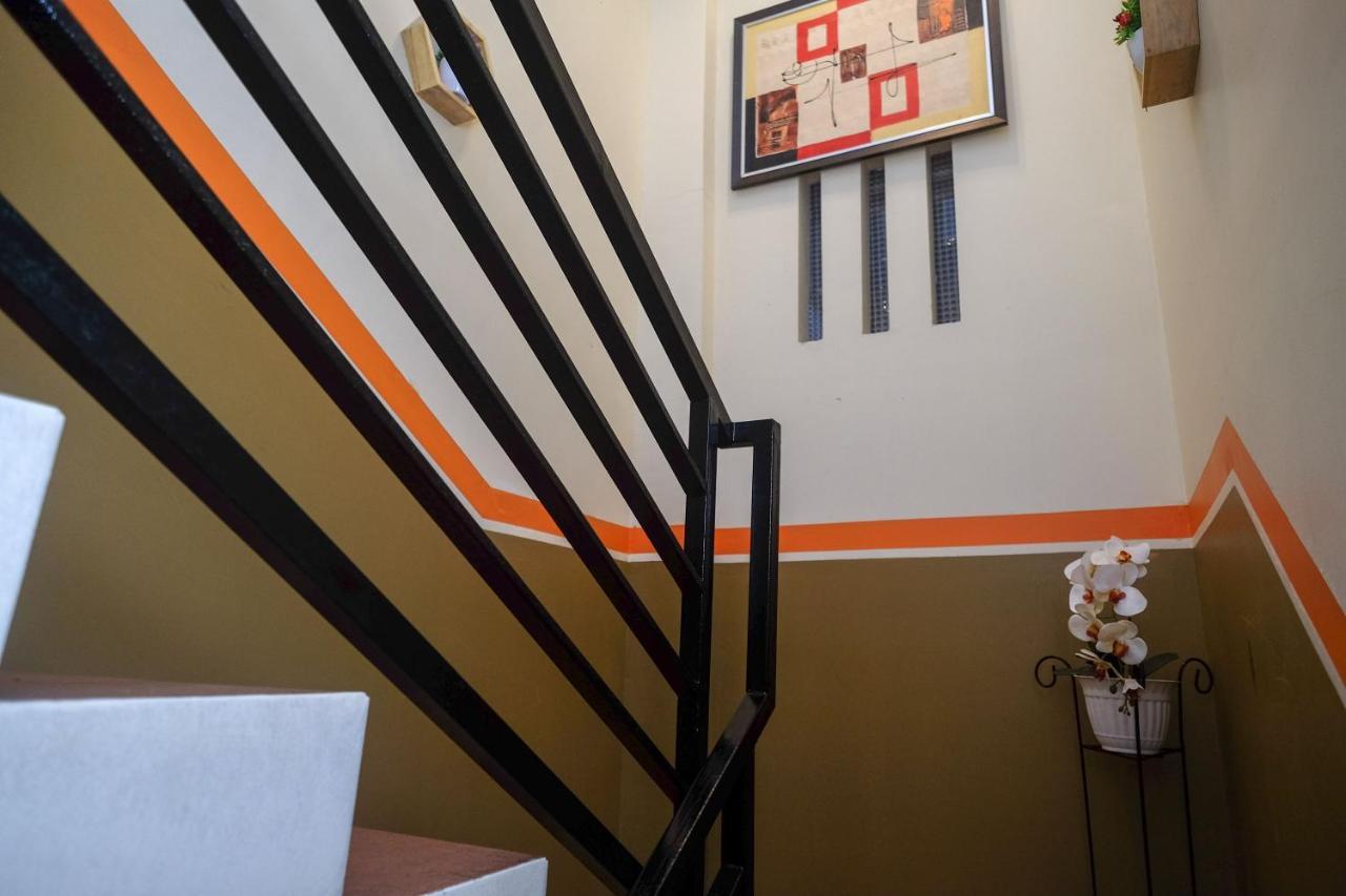 Reddoorz Near Jalan Wolter Monginsidi 2* Manado